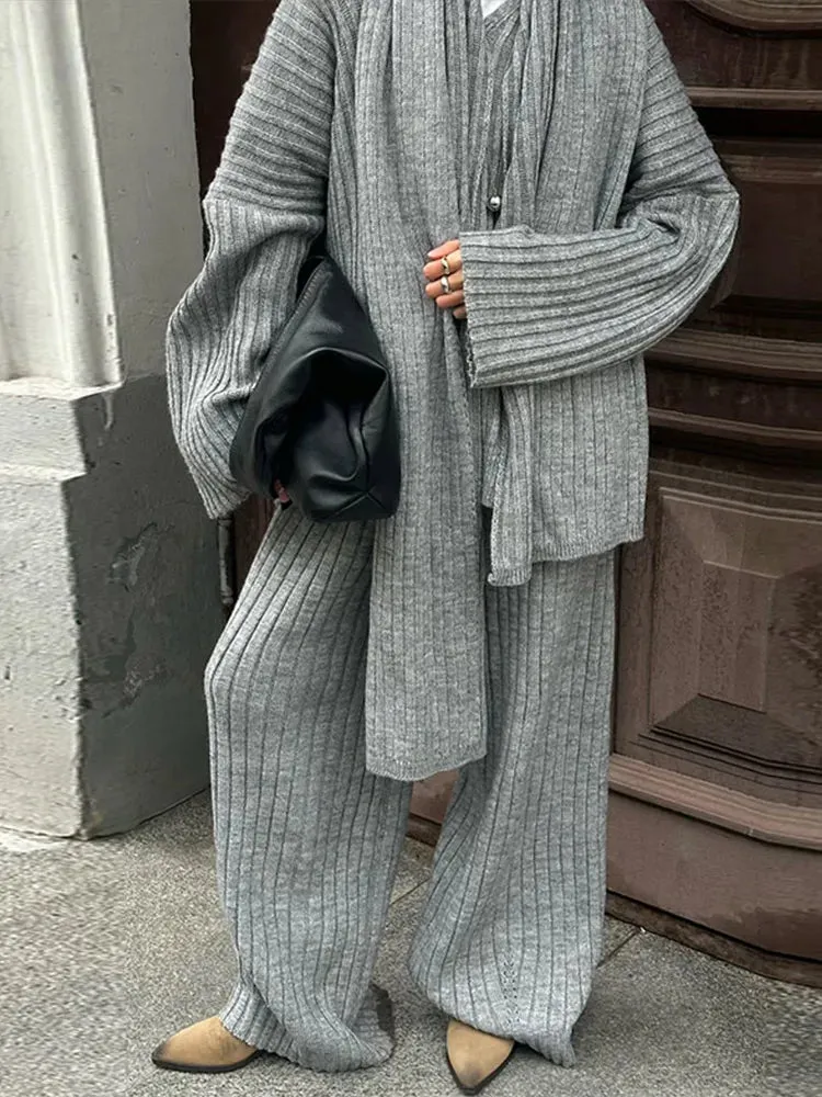Charlie - Rib knitted three piece set with scarf