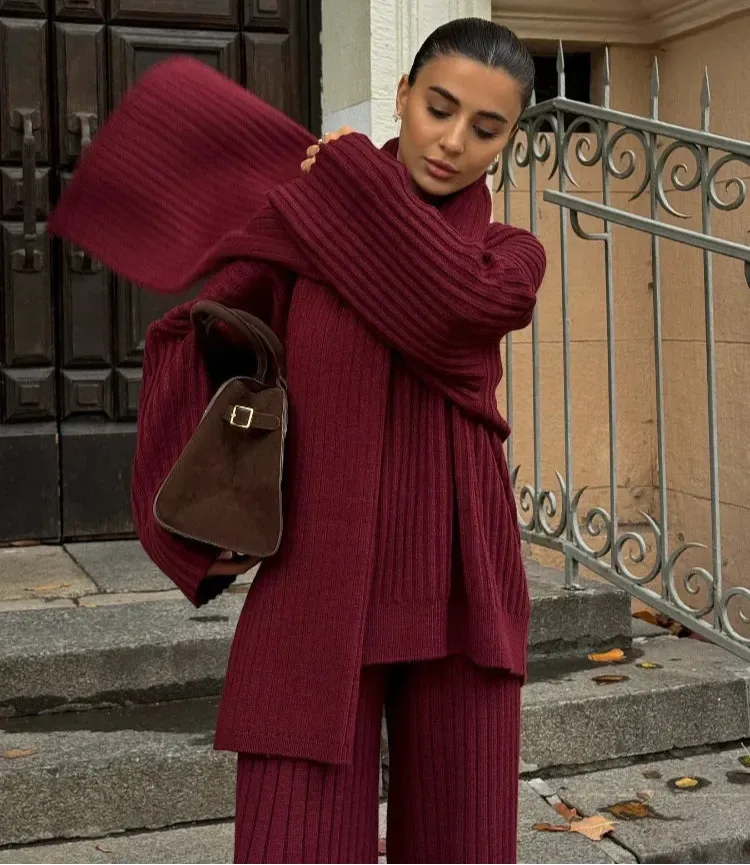 Charlie - Rib knitted three piece set with scarf