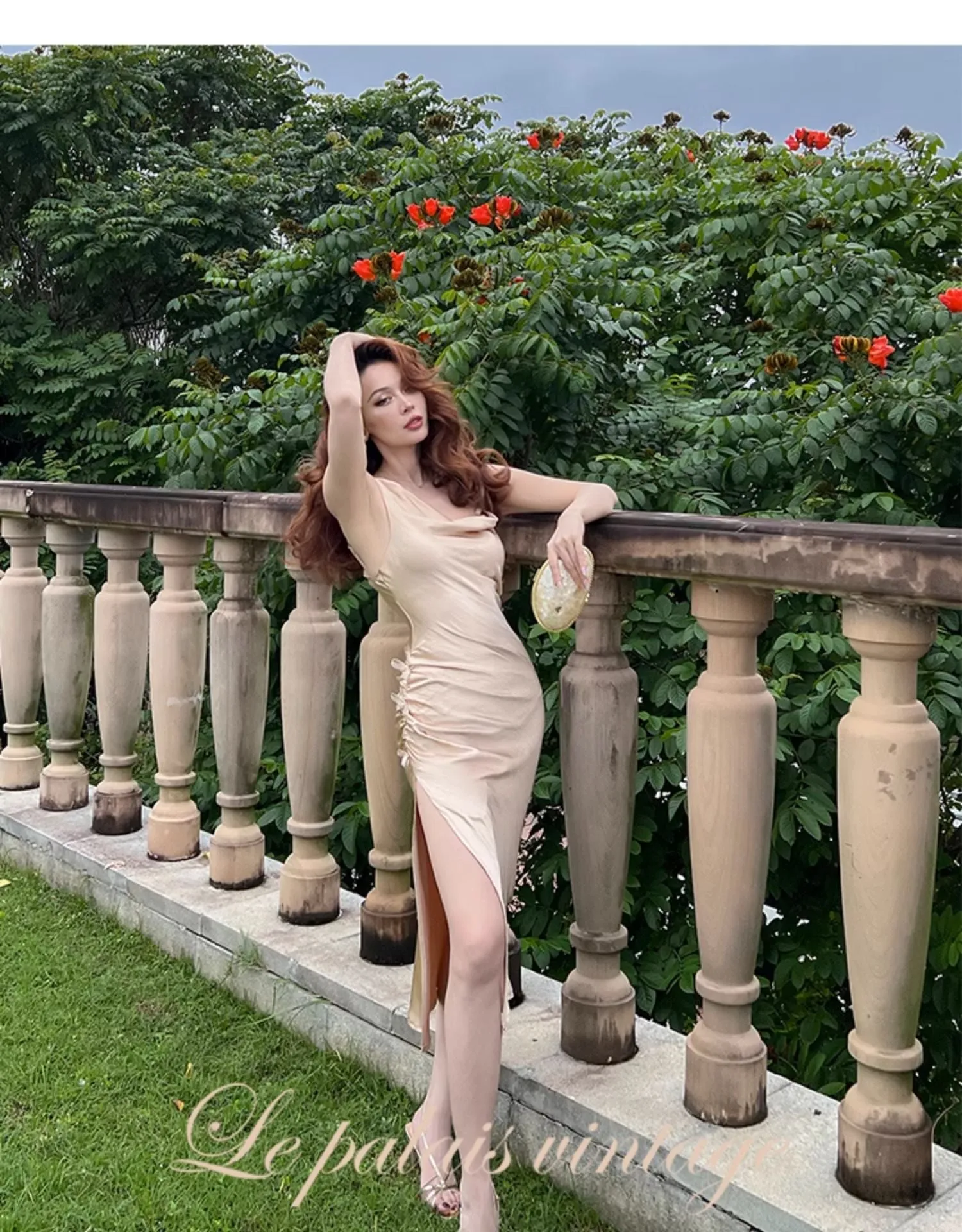 Le Palais Vintage Elegant Beige Sleeveless Silk Swing-neck Side Slit Cocktail Dress-Mena